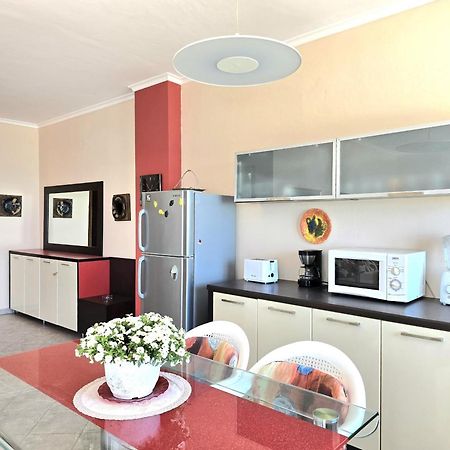 Sea View Apartments In Durres Bagian luar foto