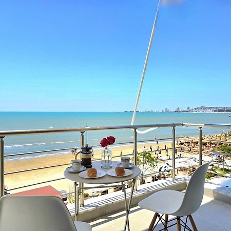 Sea View Apartments In Durres Bagian luar foto