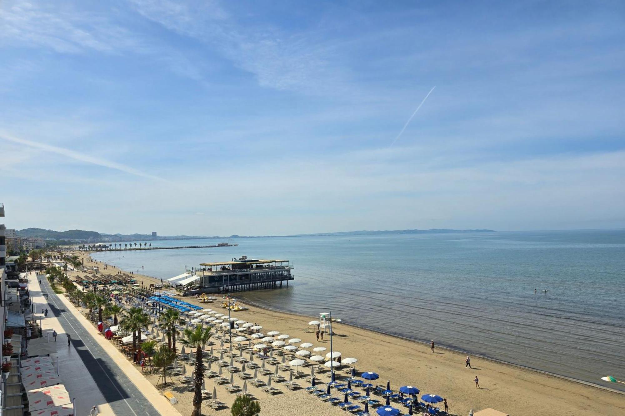 Sea View Apartments In Durres Bagian luar foto