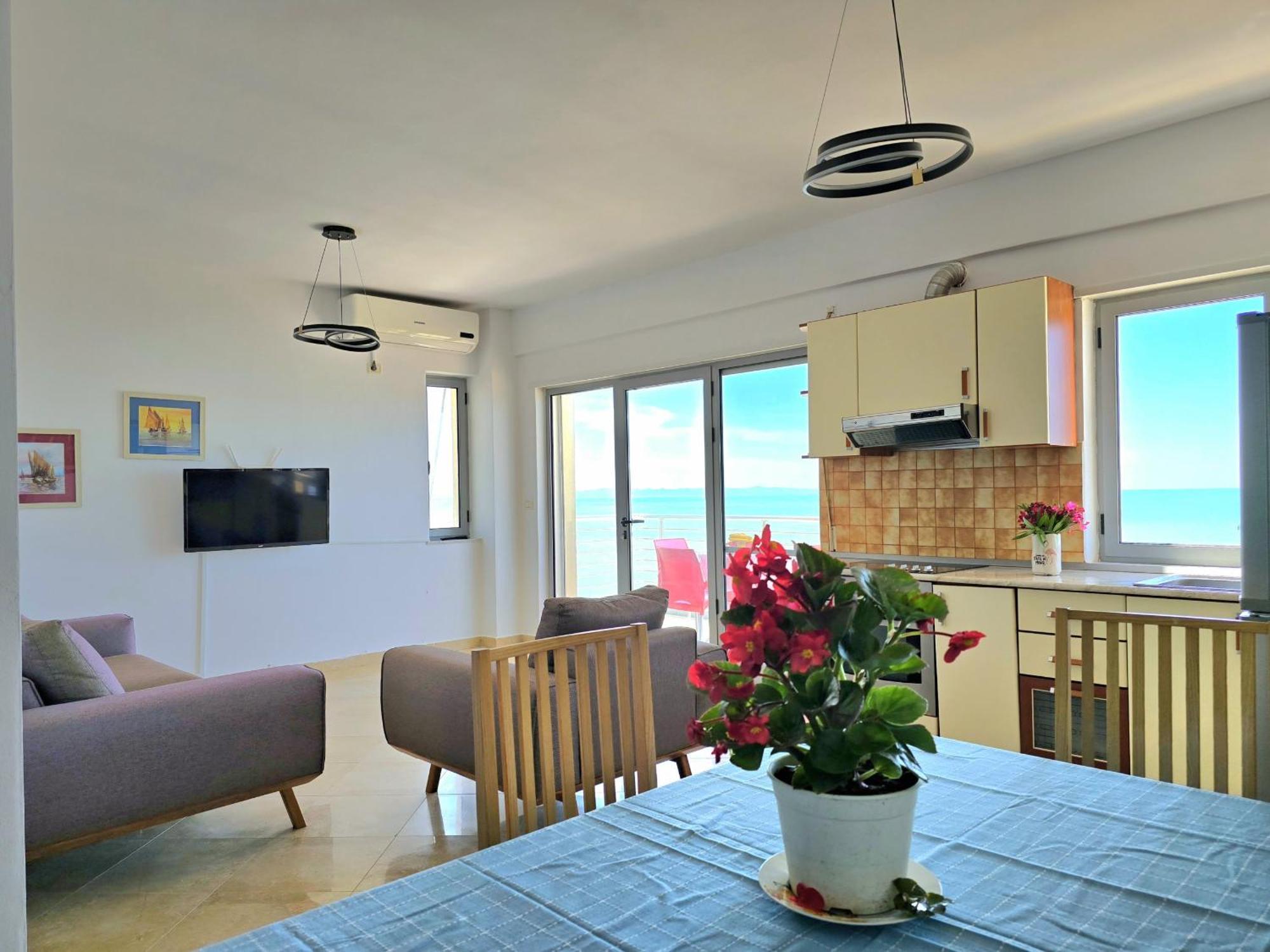 Sea View Apartments In Durres Bagian luar foto